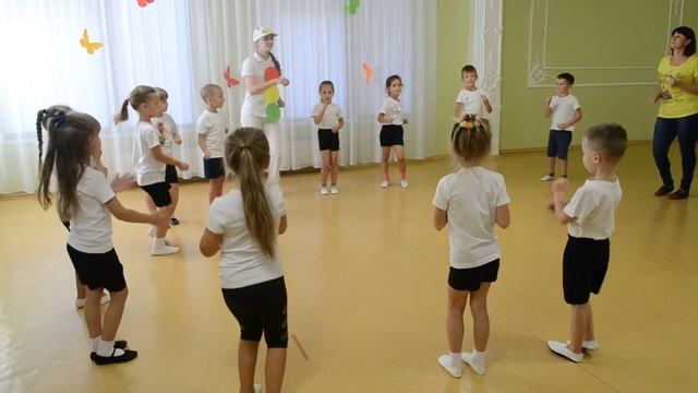 Развлечение по правилам дорожного движения Веселый танец - игра смотреть онлайн