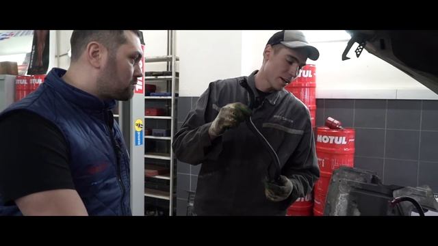 BMW F10 550i Мойка радиаторов , замена вентиляции смотреть онлайн