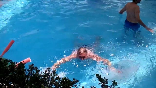 Мертвое море (Почти то же видео, что и "Мини отчет", но после монтажа и добавки спецэффектов )... смотреть онлайн