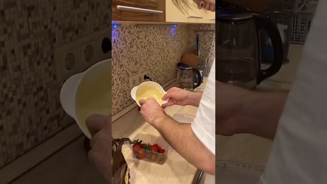 Делаю клубнику в шоколаде смотреть онлайн