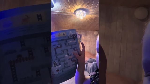 Видео обзор игрушек книжек с лабиринтами и кристаллов. Показываю свои штучки ,все что под рукой смотреть онлайн