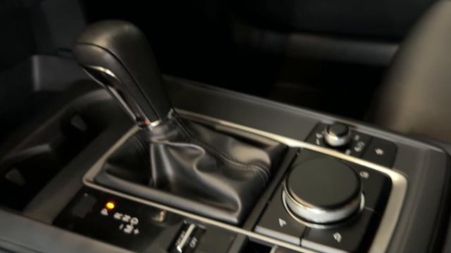 Mazda CX-30 смотреть онлайн