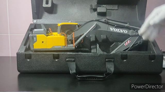 Excavator Double E 010 Volvo part 1 Unboxing And Review смотреть онлайн