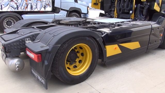 Renault Trucks T High Renault Sport Racing T 520 20/99 Tractor Truck (2019) Exterior Walkaround