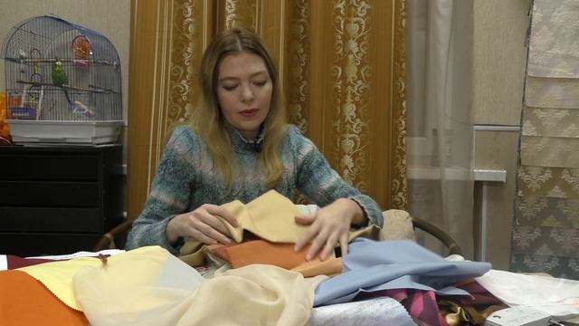 #252. Какие шторы выбрать для комнаты с холодными голубыми обоями? Яркие цвета в интерьере комнаты смотреть онлайн