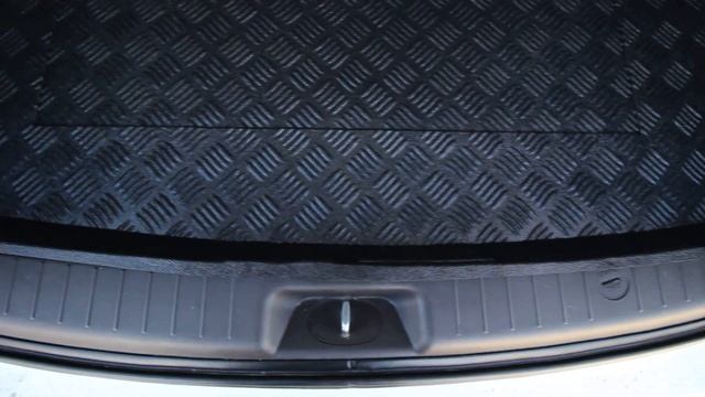 Полиетиленова стелка за багажник Rezaw-Plast за Hyundai Santa Fe 7 места 2006-2012