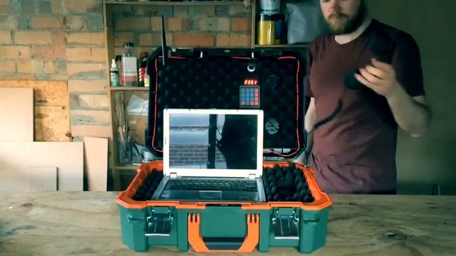 Red Alert 2 Conscript Laptop Case Mod смотреть онлайн