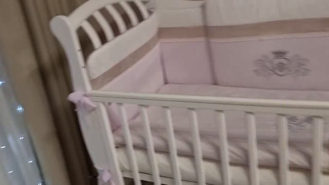Кроватка лель из бука с универсальным маятником и ящиком для хранения смотреть онлайн