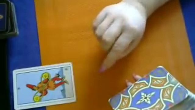 не завершенные отношения ,чего же он хочет????? смотреть онлайн