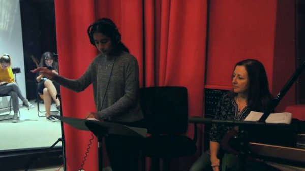 Uni Music Mentors Charu Balamurugan and Cindy OConnor