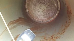 Металлическая бочка потекла. Простой спрсоб устранить течь стальной бочки.