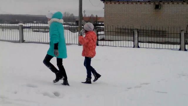 Как мы проводим время на улице смотреть онлайн