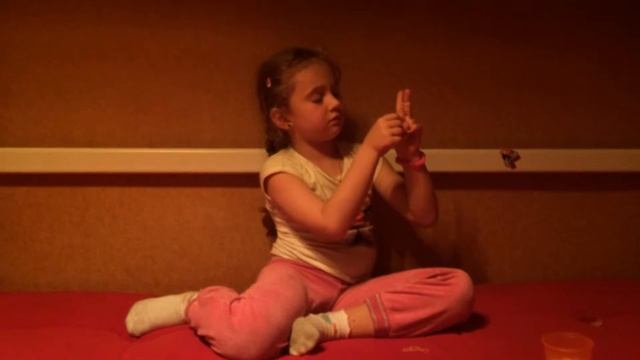 Симонова Мира браслет капельница рейнбоу лум смотреть онлайн