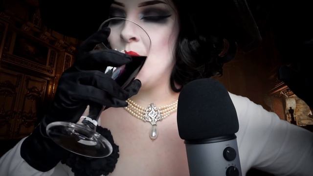ASMR | Lady Dimitrescu Kidnaps You | Soft Spoken Resident Evil Village Roleplay смотреть онлайн