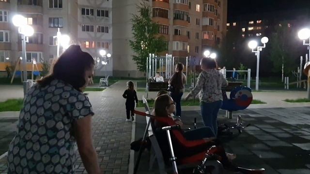 Поход в Ленту/Детское питание/Ходит уверенно смотреть онлайн