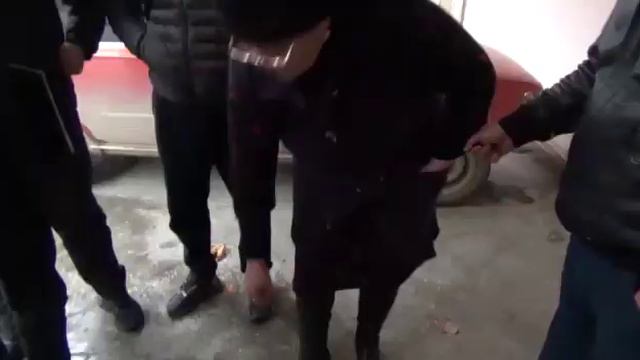 Земельная амнистия. Сотрудники ГУ «Кадастр» вымогали 450 тысяч сомов смотреть онлайн