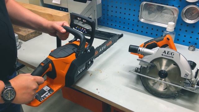 Аккумуляторная циркулярная и цепная пилы от AEG смотреть онлайн