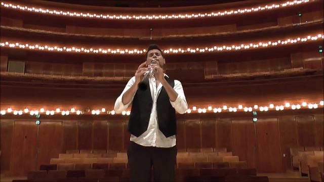 Punzi plays Paganini Capricne no. 24 (excerpts) смотреть онлайн