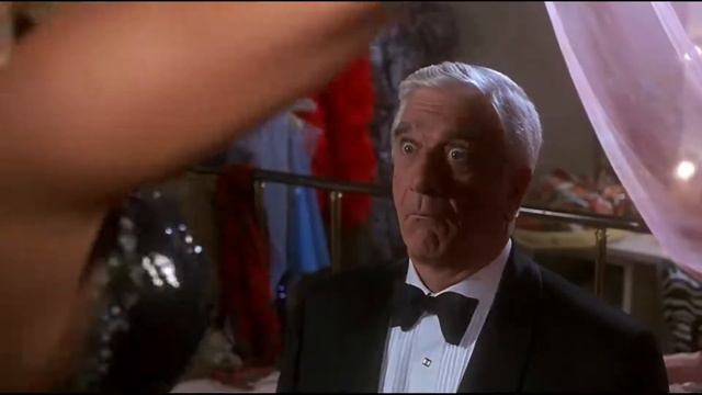 Naked Gun - Scene 2 смотреть онлайн