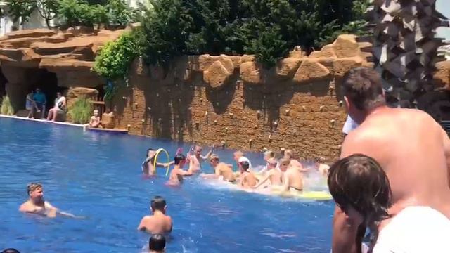 Шоу каждый день в отеле Прометей клуб Лазаревское