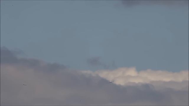 Go Around - Runway closed !! London Heatrow Time-Lapse (HD) смотреть онлайн