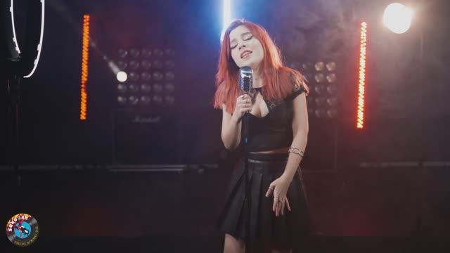 How You Remind Me (Nickelback); cover by Andreea Munteanu смотреть онлайн