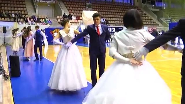 НА ВСТРЕЧЕ ДВУХ ЭПОХ смотреть онлайн