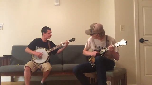 Roanoke - Thomas Cassell & Alex Genova смотреть онлайн