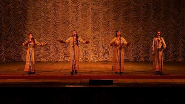 Фолк-шоу группа "Феникс" На горе стоял казак смотреть онлайн