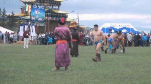 Монгольская силовая борьба на руках.Республика Бурятия 2010 г.Иволгинский Дацан