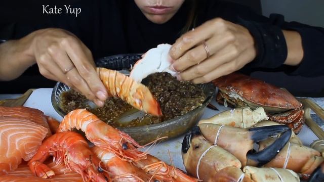 I DIP SEAFOOD IN MY SODA !  8 KIND OF SEAFOOD !