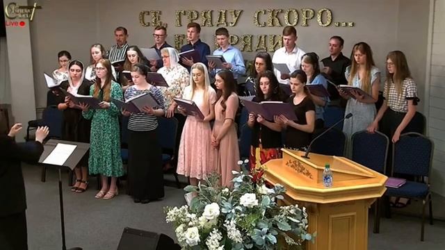 "В светлых домах уют, праздник сменяют будни" -Хор смотреть онлайн