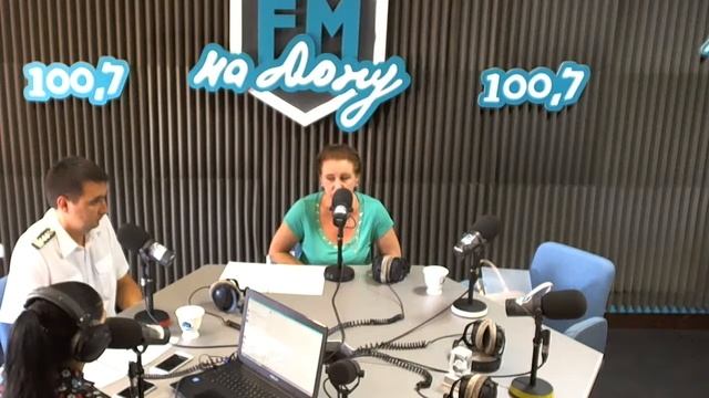 Нечего болеть: чем опасна цветущая амброзия смотреть онлайн