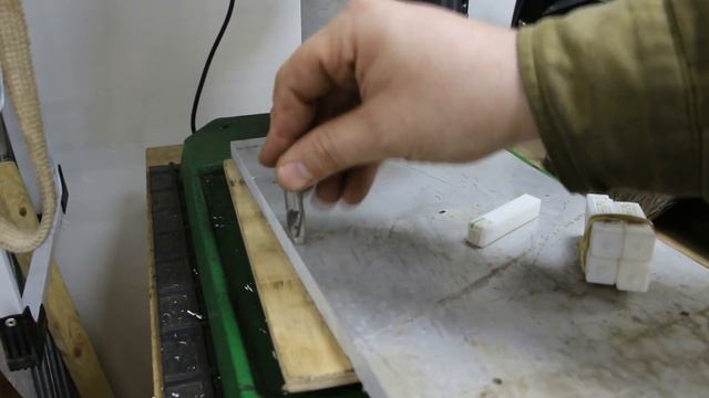 Обработка детали из алюминия на ЧПУ. Fusion360 смотреть онлайн