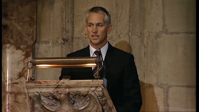 Gary Lineker pays tribute to Sir Bobby Robson смотреть онлайн