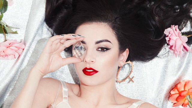 Charli XCX - This Is The Moment