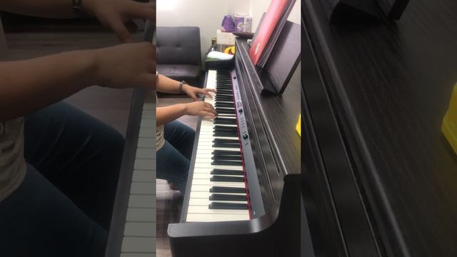 Roland數位鋼琴 HP704 開箱試彈 смотреть онлайн