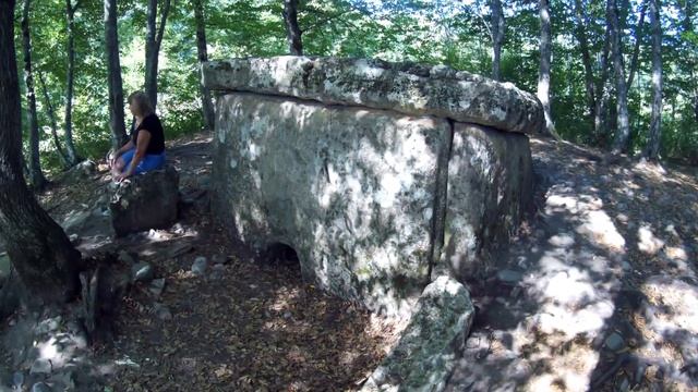 Дольмен Хаджох 1. Dolmens смотреть онлайн