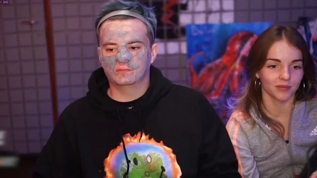 ЗЛОЙ ПОЦЕЛОВАЛ АЛИНУ!? | ЗЛОЙ В ГОСТЯХ У БУЛОЧКИ | ЙОГО ДЛЯ НАЧИНАЮЩИХ ОТ БУЛОЧКИ И АЛИНЫ