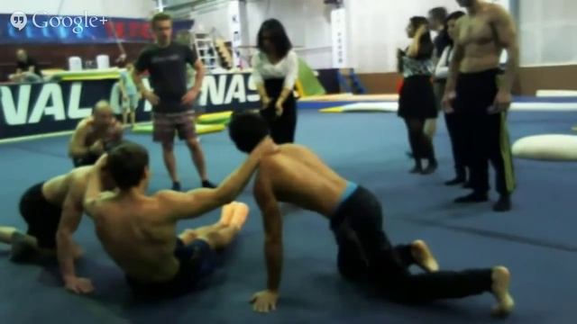 совместная тренировка WORKOUT24 вместе с чемпионом по воркауту 2014 года- Эриком смотреть онлайн