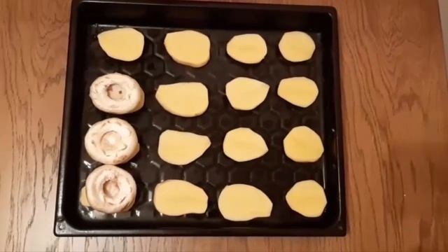 шампиньоны с картошкой и сыром в духовке смотреть онлайн