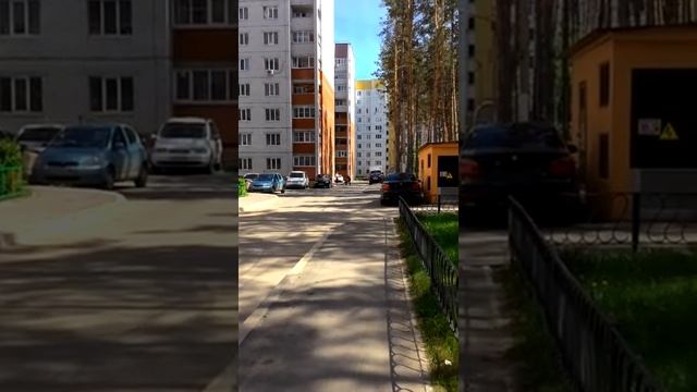 соня на 2х колесном велосипеде смотреть онлайн