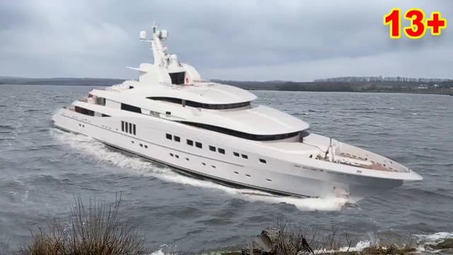 Strongman Older Mr. Joe Smashed Hood VS Mr. Joe on Urus смотреть онлайн