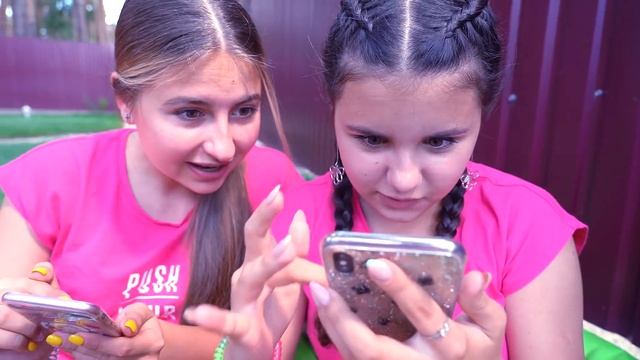 ИЩЕМ СЕБЕ НОВЫХ БАСКЕТБОЛИСТОВ И ФУТБОЛИСТОВ? В ЛАГЕРЕ ВСЕ ПЕРЕССОРИЛИСЬ!!! смотреть онлайн