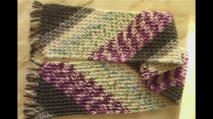 Шарф, связанный от угла