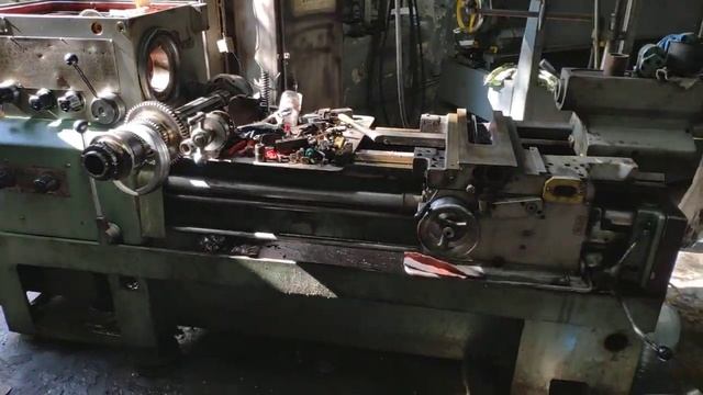 Ремонт токарного станка 16к20. Второй боец скоро будет в строю! смотреть онлайн