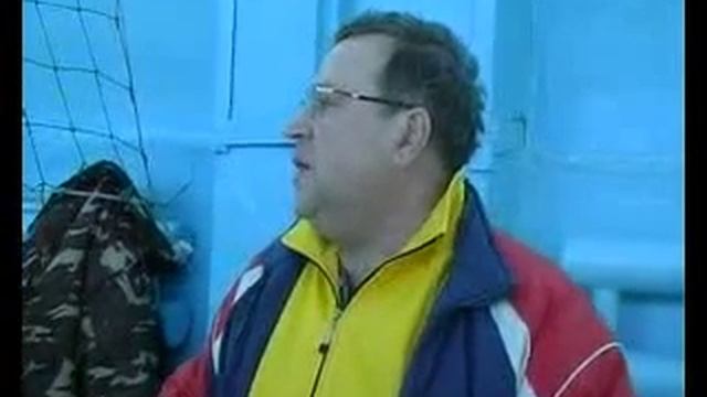 Волейбол в «Средней школе №1» (Валерий Журавлев).flv смотреть онлайн