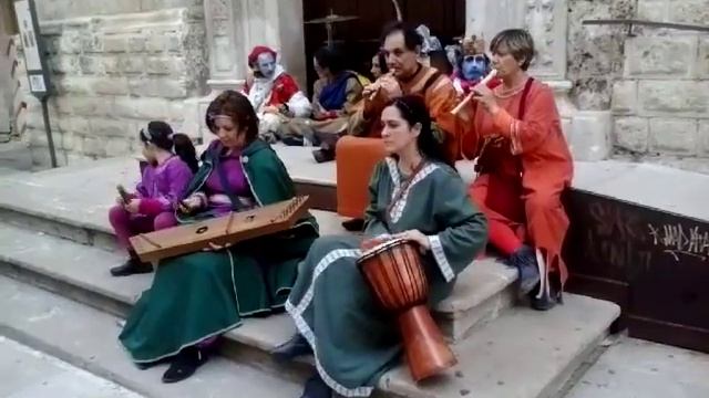 италия праздник средневековья 2 смотреть онлайн