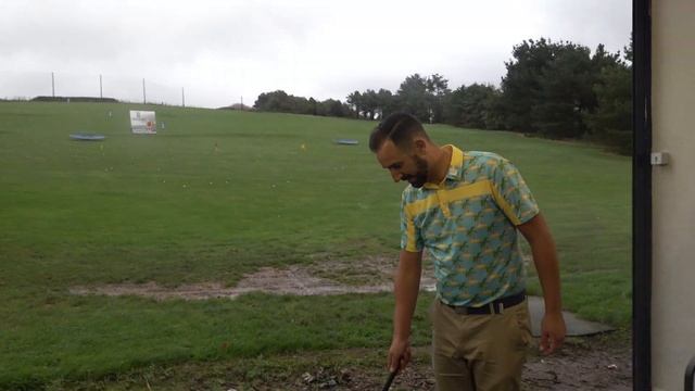 Left Handed Challenge (and trying the new Mizuno blades) смотреть онлайн