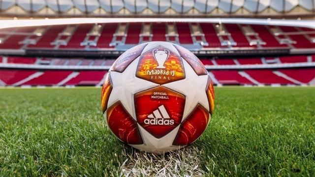 UEFA™ Champions League® Official Theme Song 2021 смотреть онлайн